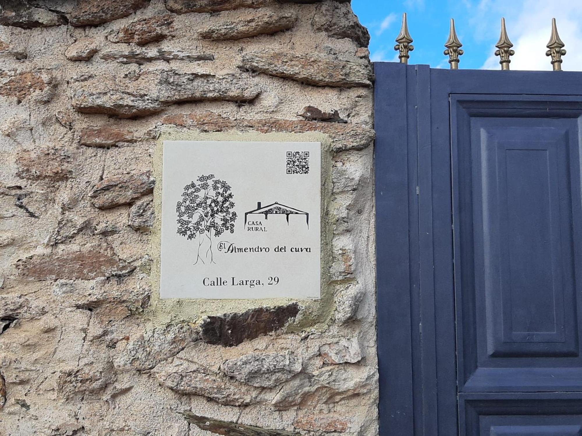 El Almendro Del Cura Villa Villarmayor  ภายนอก รูปภาพ