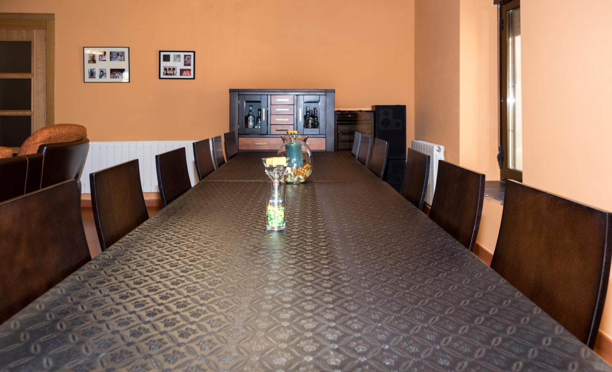 El Almendro Del Cura Villa Villarmayor  ภายนอก รูปภาพ
